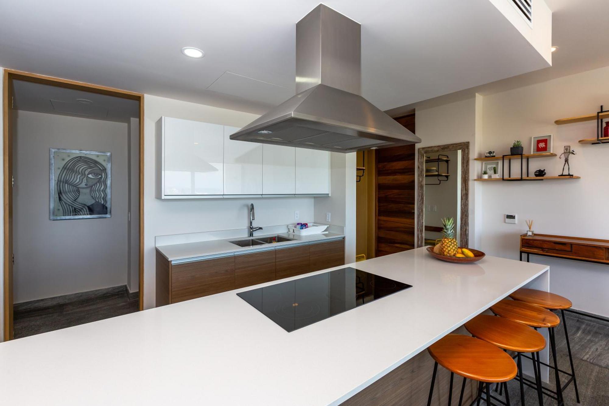 Ocean View Condo - Beach, Pool & Jacuzzi! Cancún Buitenkant foto